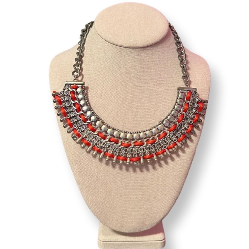 💎2/$30💎 Silver Intricate Tribal Design Statement Necklace